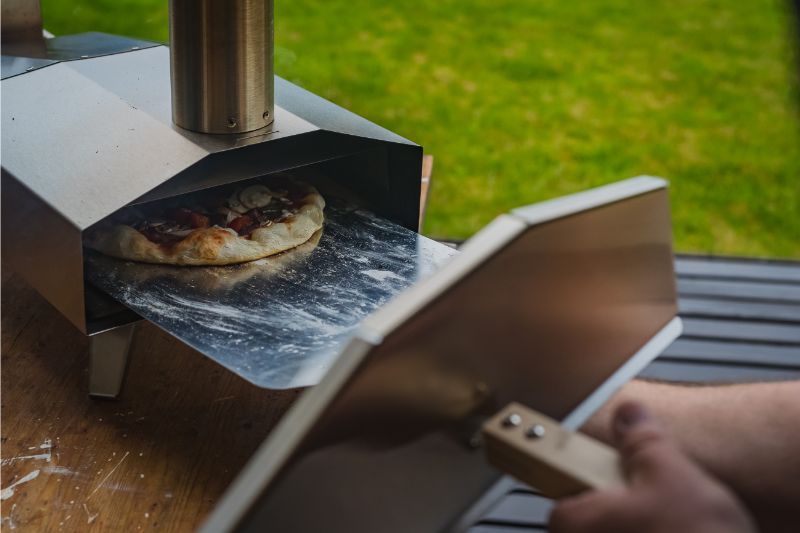 Things to Look for in an Outdoor Pizza Oven