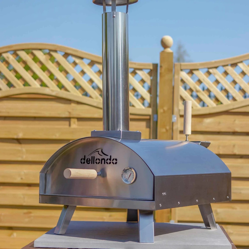 Things to Look for in an Outdoor Pizza Oven Built-in vs. Portable