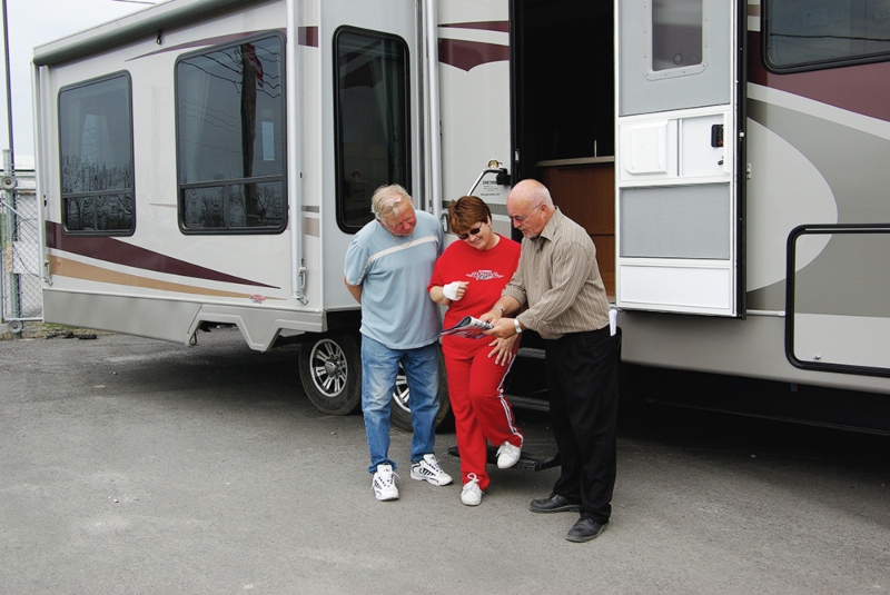 How is RV Travel Insurance Different Than RV Extended Warranties