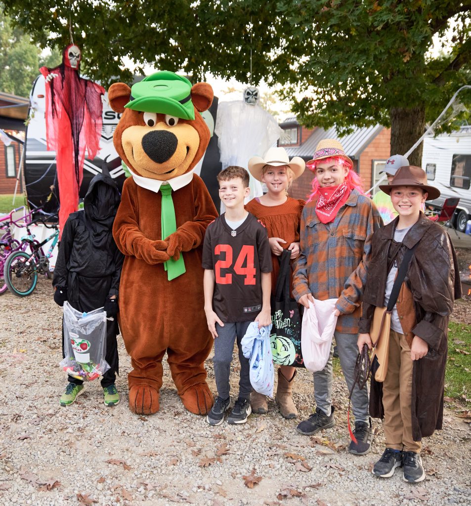 Jellystone Park Locations Offer Fall and Pre-Halloween Fun