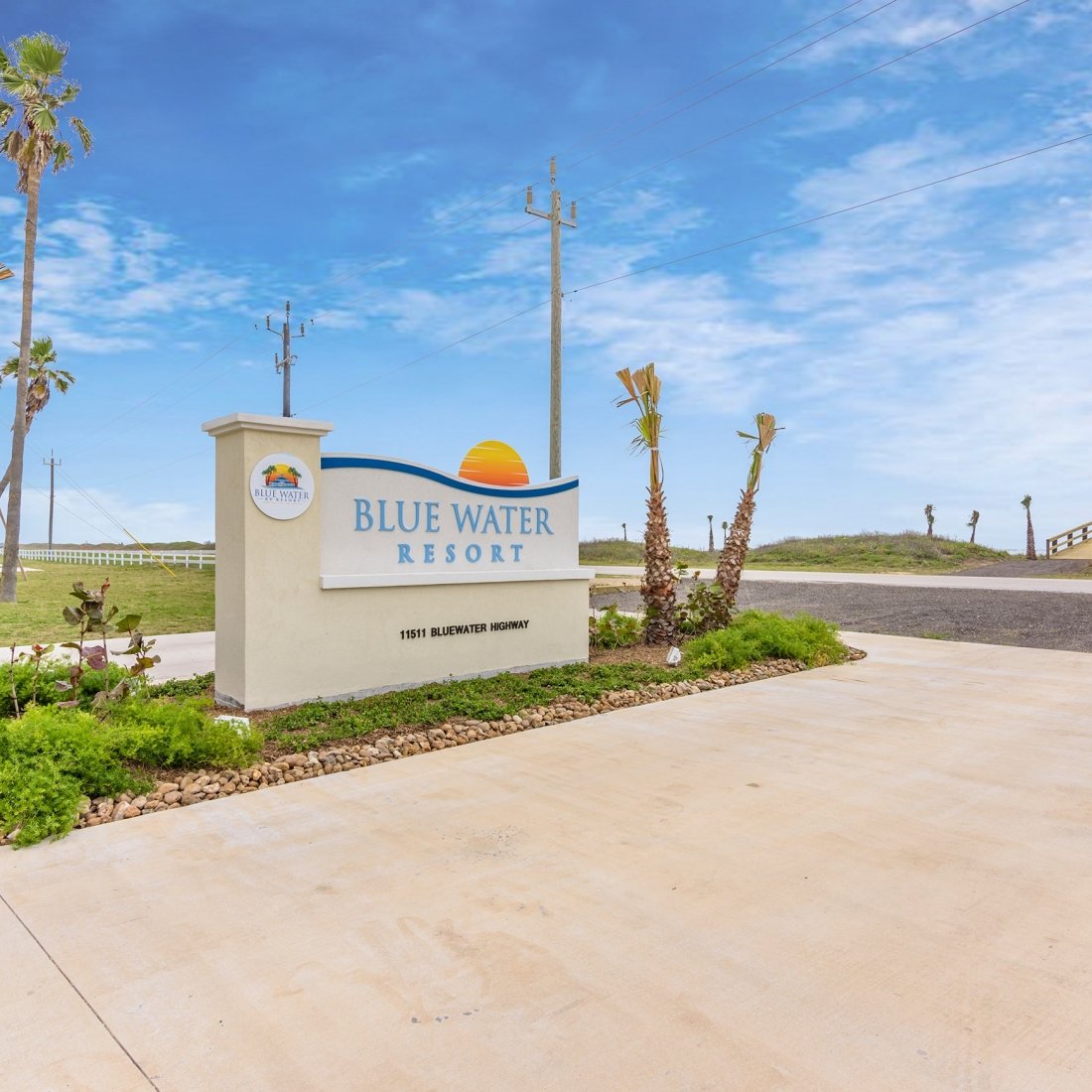 Entrance to the Blue Water RV Resort