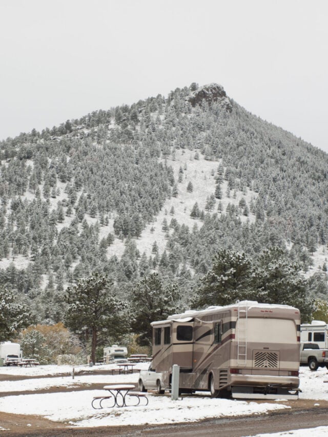 How To Stay Warm Without Electricity In An RV