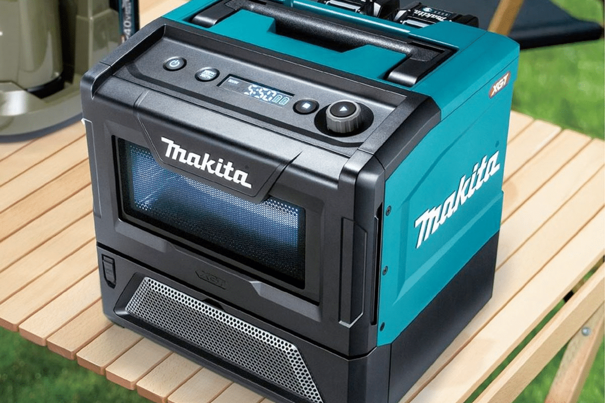 Makita Introduces a Portable Cordless Microwave