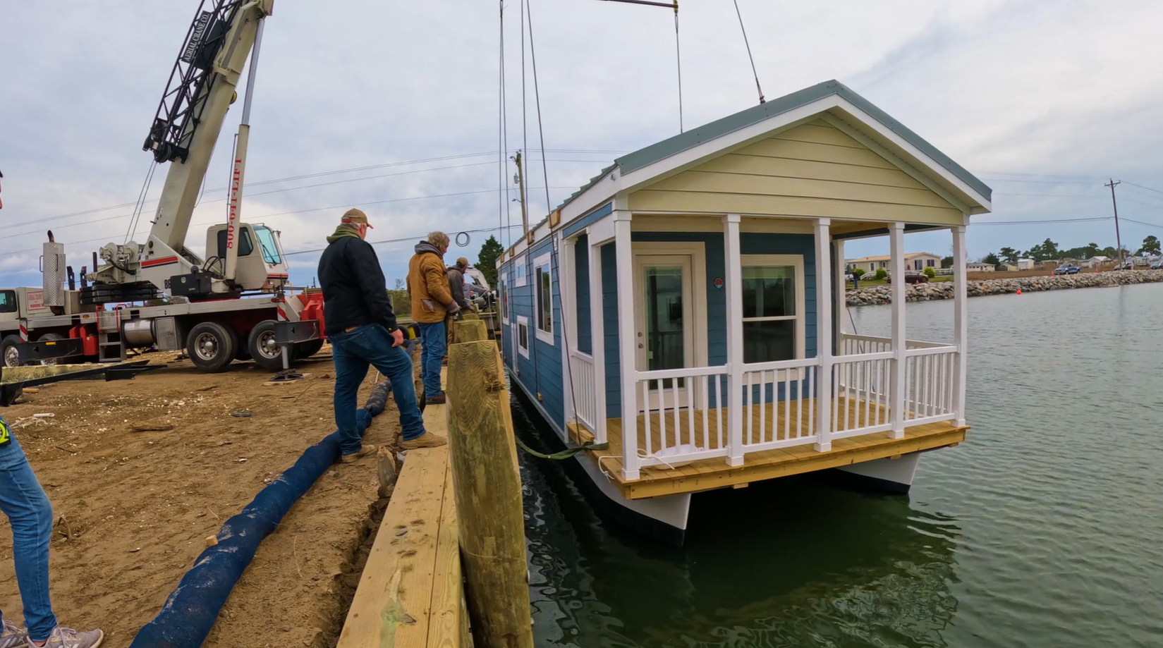 Great Outdoor Cottages Successfully Tests ‘Bungalow Boat’