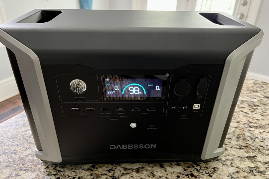 Dabbsson Portable Power Station Review: A Versatile And Expandable ...