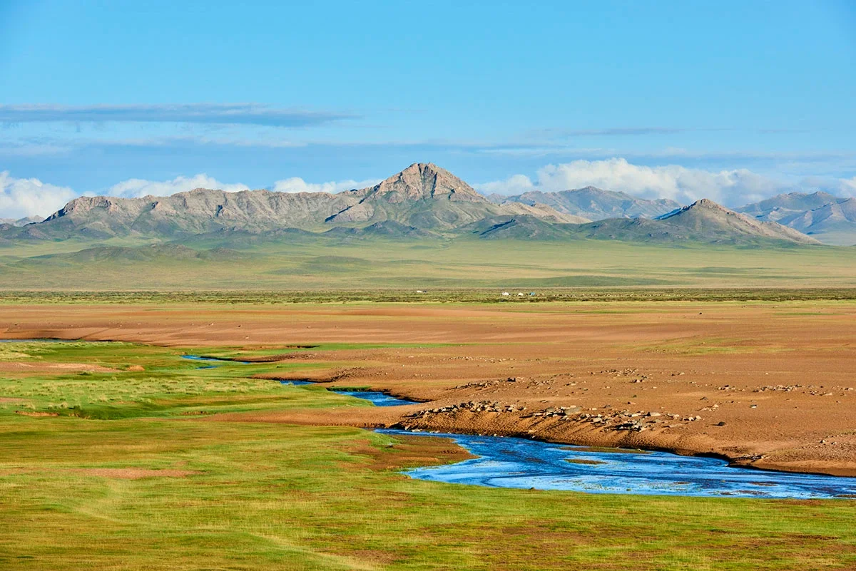 Megan Hine: Hunting With The Golden Eagles of Mongolia