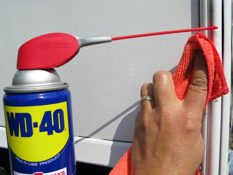 Should You Use WD-40 As An RV Lubricant