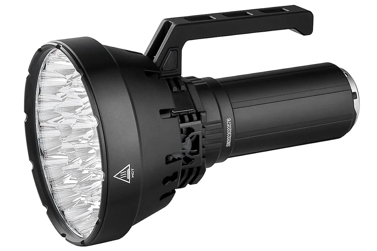 Imalent SR32 flashlight