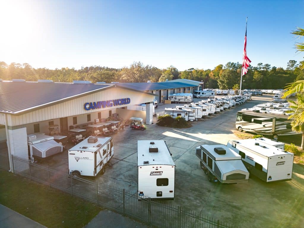 Camping World to Acquire Roy Robinson RV Center in Wash.