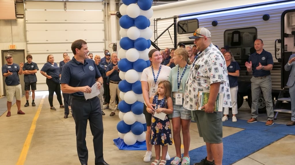 Blue Compass Celebrates Being Fastest to Sell 150,000 RVs – RVBusiness – Breaking RV Industry News