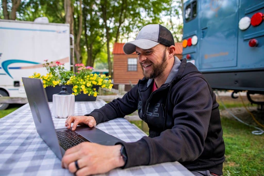 Survey: 73% of Firms Struggle to Get Workers Back in Office – RVBusiness – Breaking RV Industry News