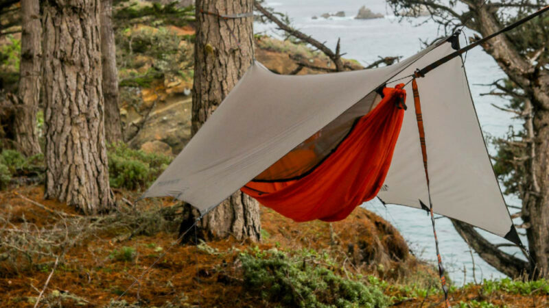 A Complete Guide to Hammock Tents & the Best Ones to Buy