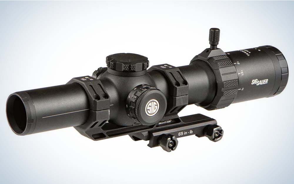 A short- and medium-range optic that's surprisingly versatile.