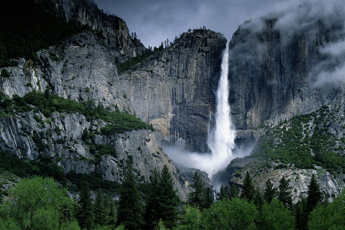 best-waterfalls-to-see-in-yosemite-national-park