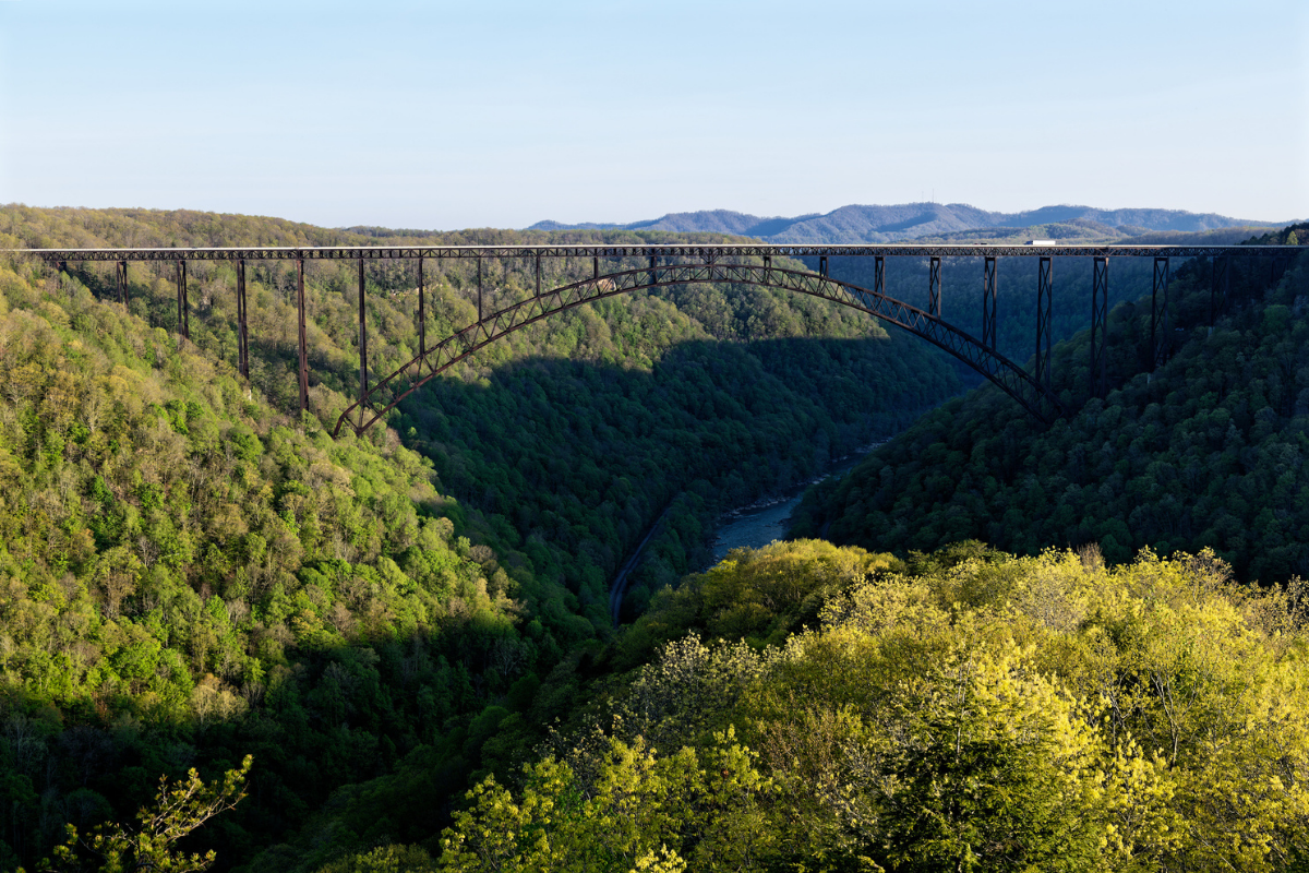 bridge day base jumping