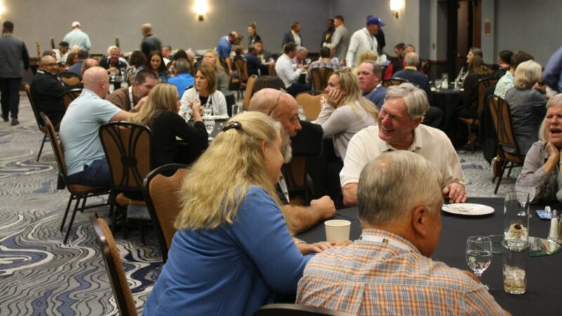 Route 66 Dealers Pack the House on Rally’s Opening Night – RVBusiness – Breaking RV Industry News