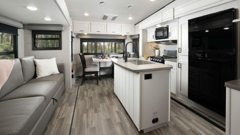 A Look at the ‘Insanely Affordable’ Highland Ridge Roamer – RVBusiness – Breaking RV Industry News