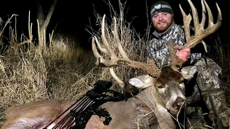 Bowhunter Tags Giant Nebraska Buck with Double Drop-Tines