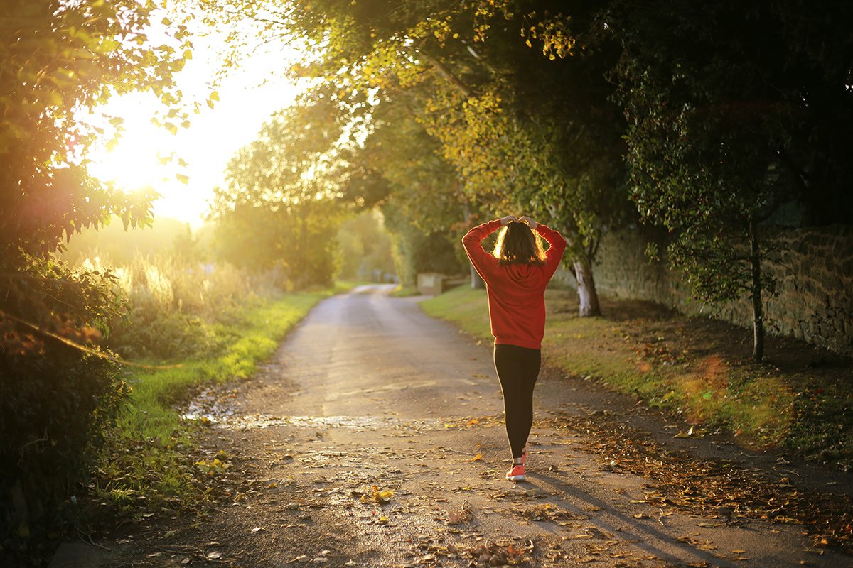 combat-holiday-stress-outdoors