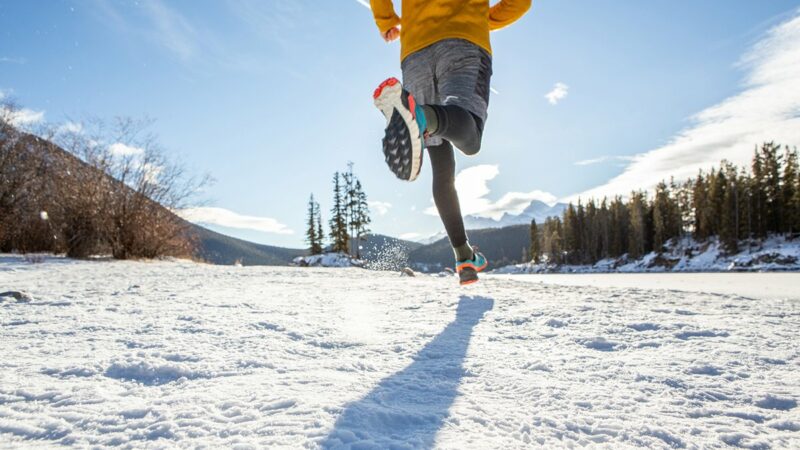 The Dos and Don’ts of Winter Trail Running: How to Make It Fun 