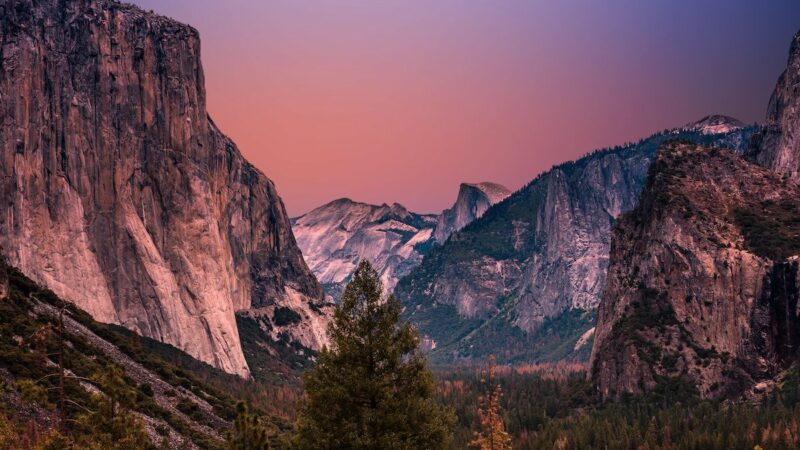 Views We Can’t Get Enough of: 7 Epic Photos of Yosemite National Park