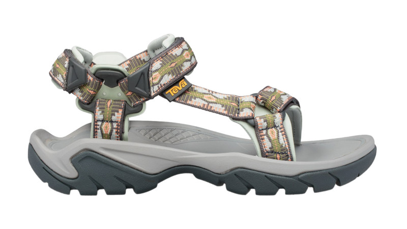 5 Best Outdoor Sandals for Hiking in 2023 – Set Your Feet Free