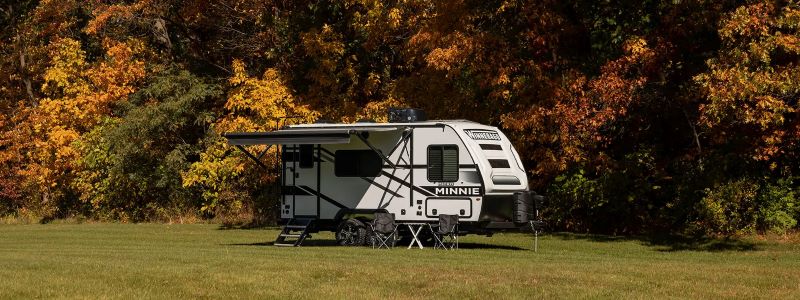 Winnebago Micro Minnie 1821FB Exterior - Travel trailers for couples