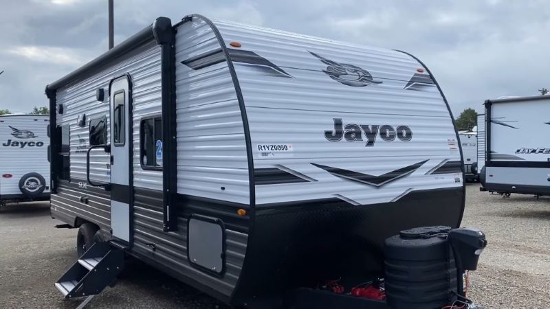 Jayco Jay Flight 210QB Exterior - Travel trailers for couples