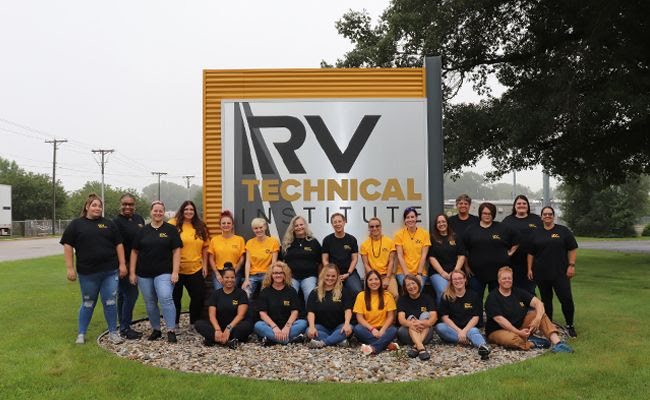 RVWA, RVTI Release 2024 All-Women’s Class Schedule – RVBusiness – Breaking RV Industry News