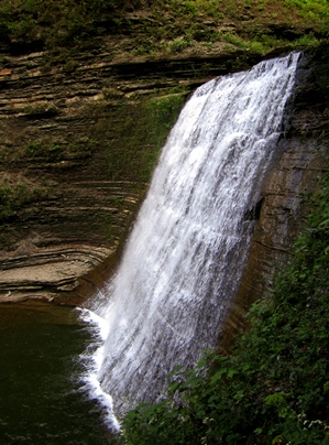 Waterfall at Stony Brook State Park NY