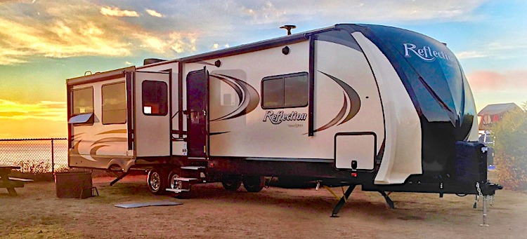 Grand Design Reflection 312BHTS Exterior - Travel Trailers with 2 Bedrooms