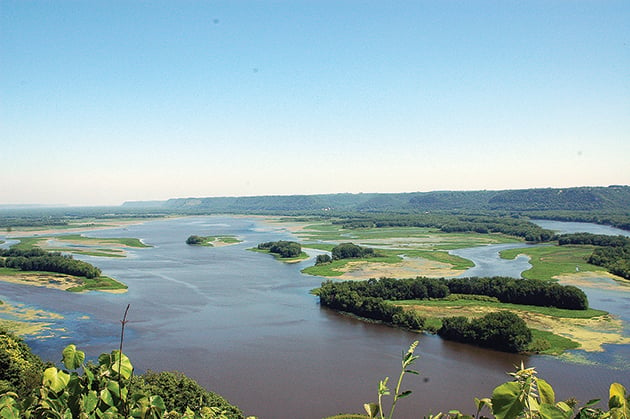 Upper Mississippi River Refuge set to celebrate 100 years – Outdoor News
