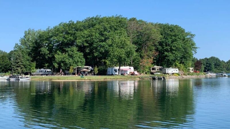 Top Lakefront RV Parks for the Summer Season