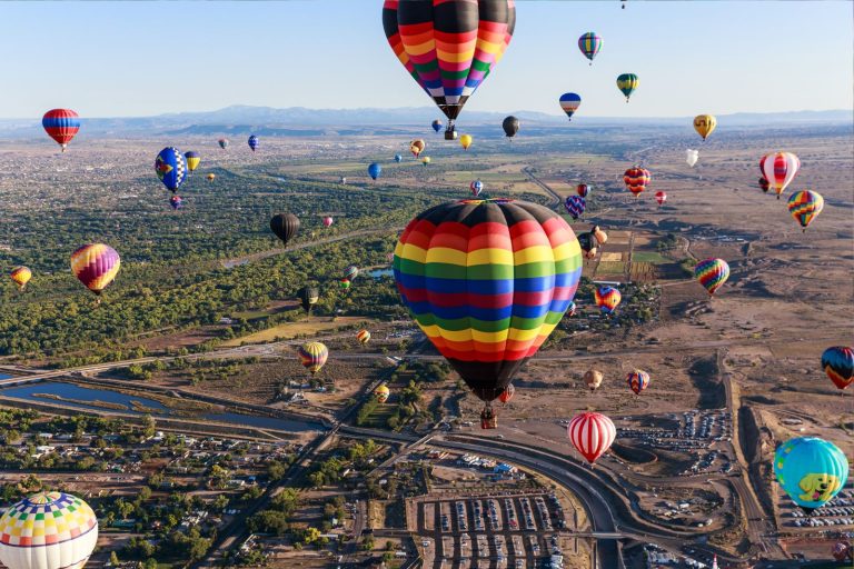 The Albuquerque International Balloon Fiesta is the largest hot air balloon festival in the world.