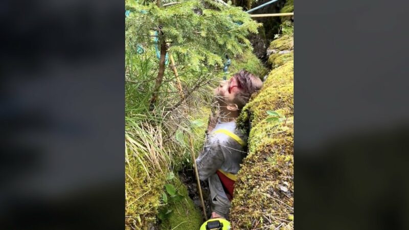 American Hiker Survives Fall From Cliff in Switzerland