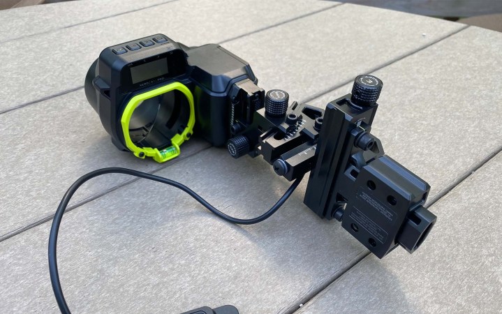  The Garmin Xero is an auto ranging bow sight