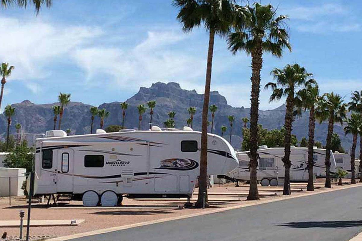 Weaver's Needle RV Resort