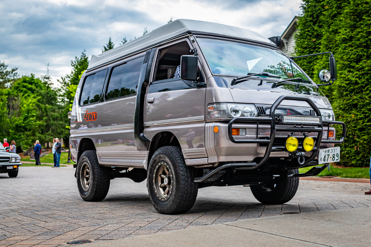 Mitsubishi Delica