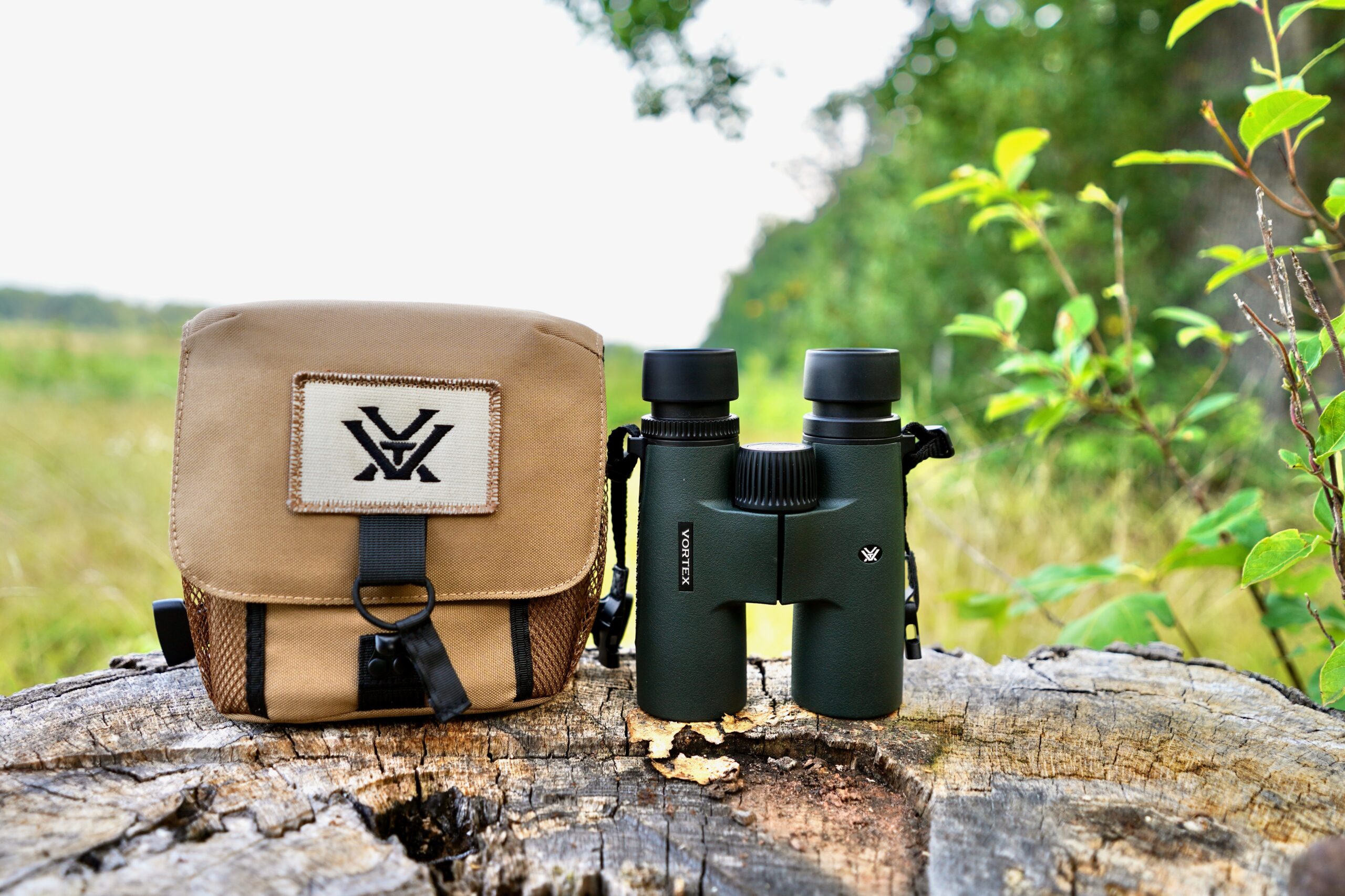 Vortex Triumph binocular and chest harness