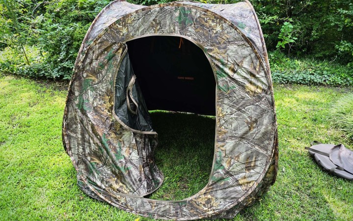  The best ground blinds were tested in the field.