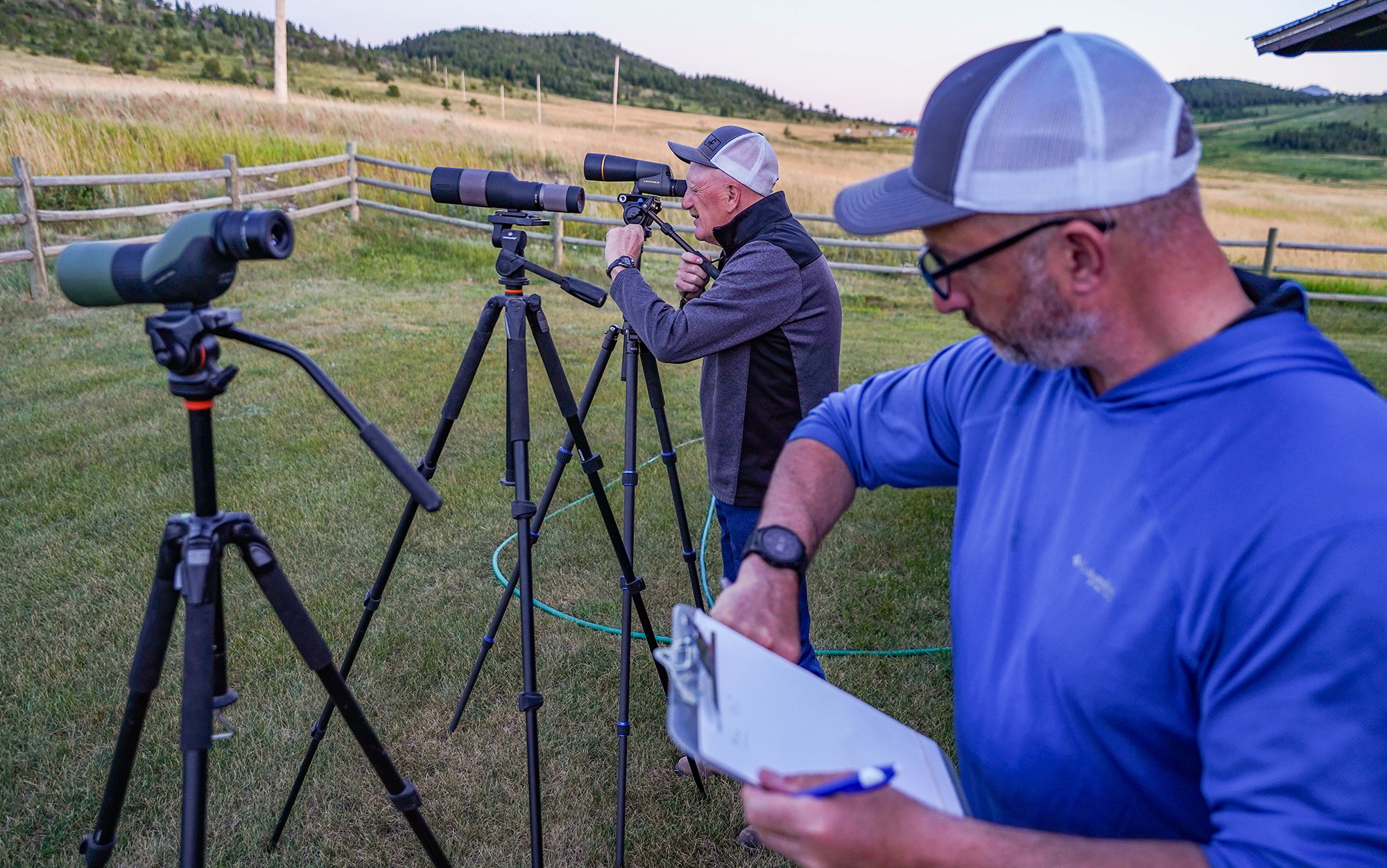 Testers evaluate scopes in low light conditions.