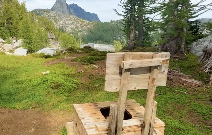 This Trail Toilet Has a Breathtaking View—Here’s the Weird Catch