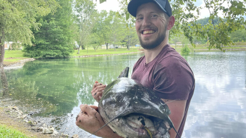 West Virginia Angler Smashes State Catfish Record Using His Daughter’s Pink Kiddie Rod