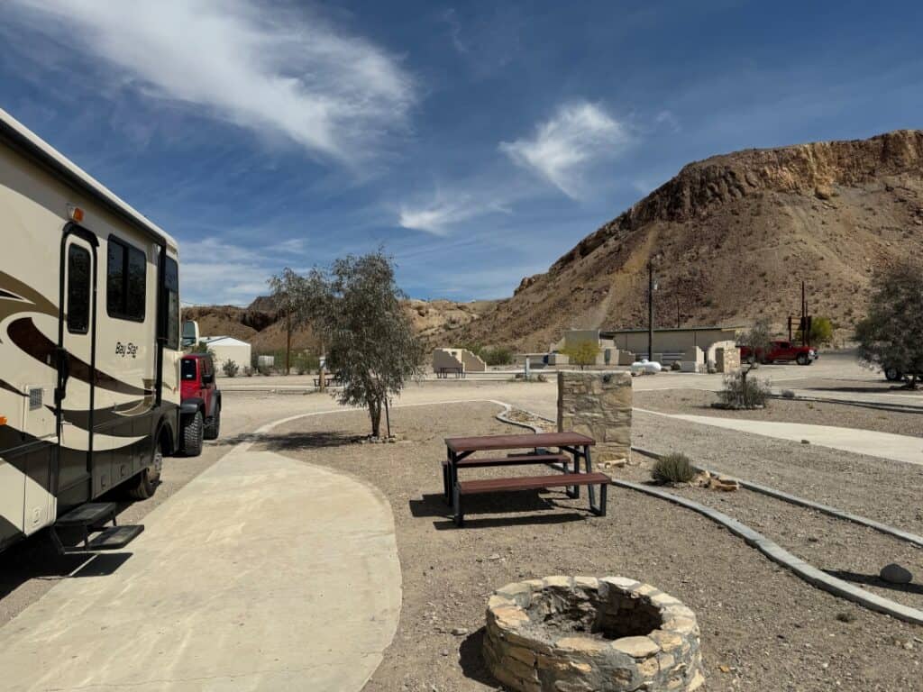 Clean grounds at Paisano Village.