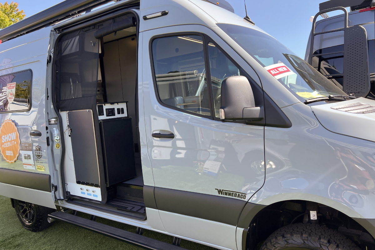 Winnebago Revel Sport