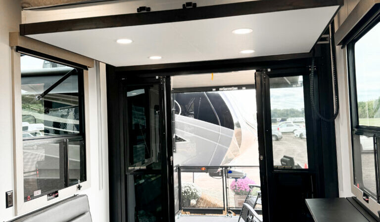 Grand Design Momentum Intros Exclusive ‘LiftSuite’ Garage – RVBusiness – Breaking RV Industry News