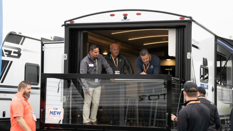 Keystone Bullet, Passport Intro ‘Fold Away Balcony’ Models – RVBusiness – Breaking RV Industry News