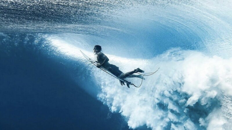 Photographer Captures Insane Photos of Surfers Underwater