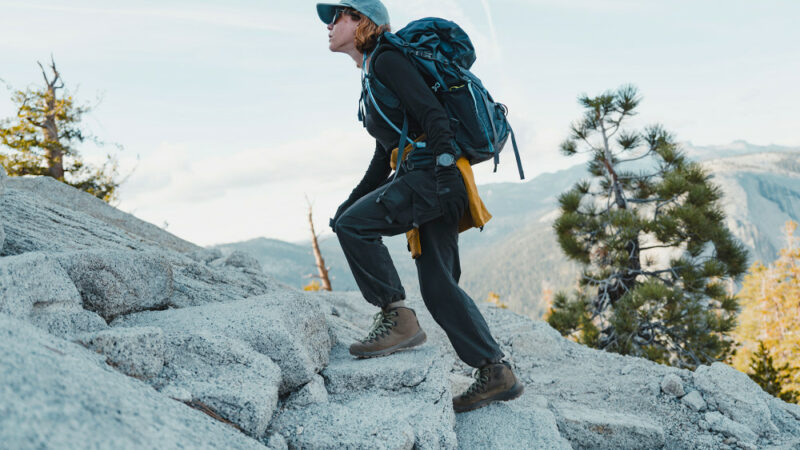 Essential Hiking Gear for Beginners: A Comprehensive Checklist