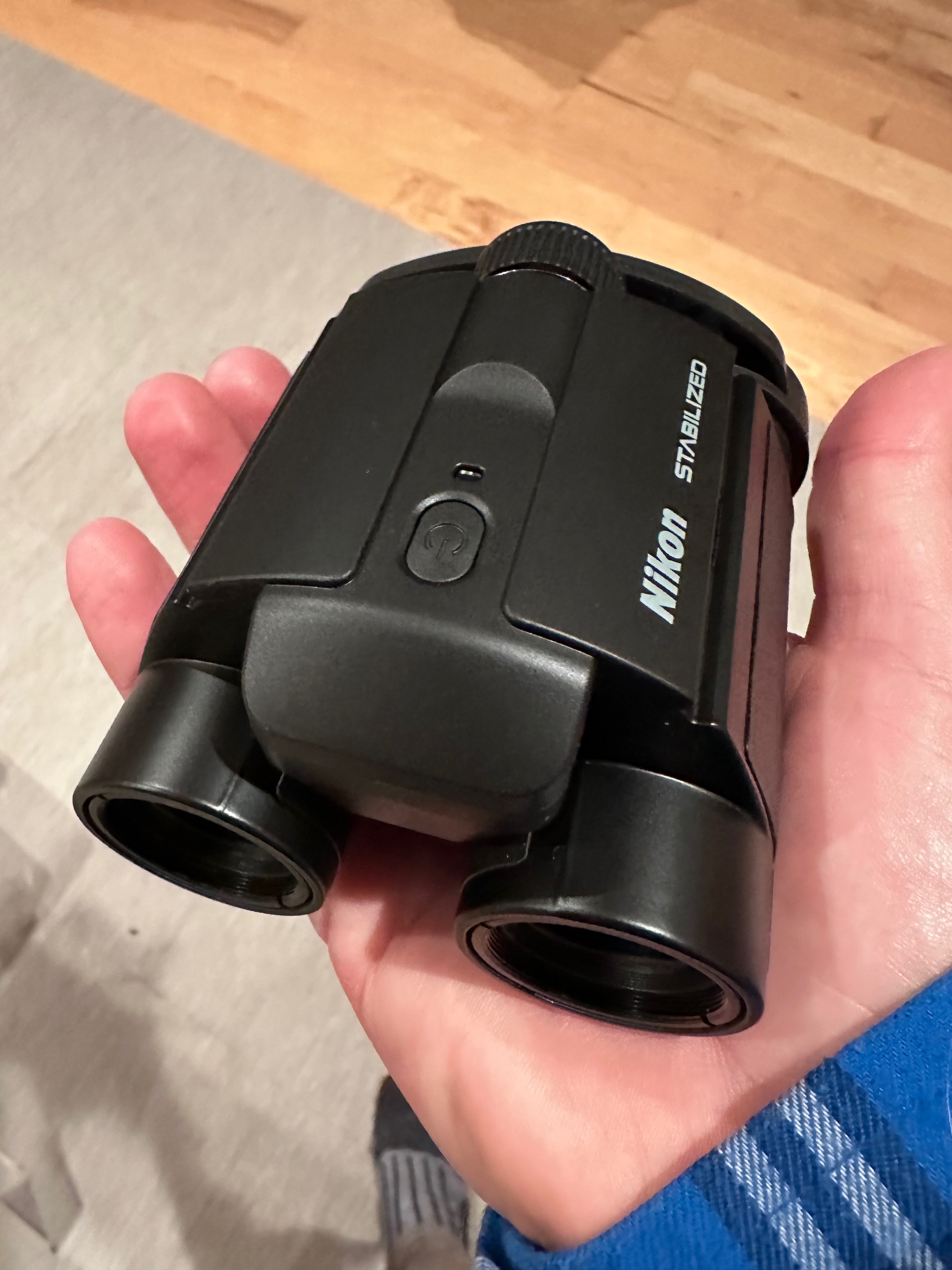 The Nikon Image stabilized binocular fits in the palm of your hand.